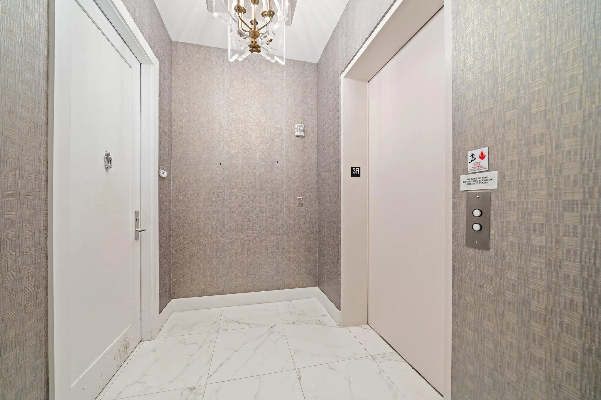 043-1WaterClubWay-301-NorthPalmBeach-SMA