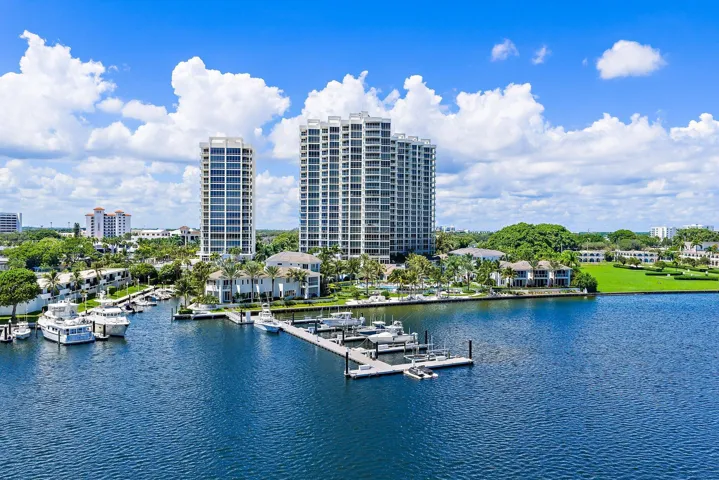 027-1WaterClubWay-301-NorthPalmBeach-SMA