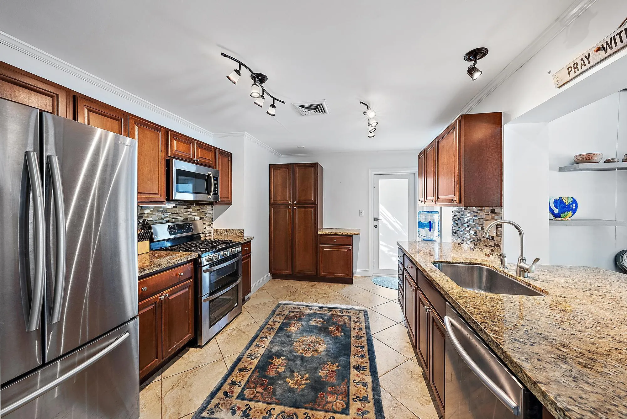 253 Costello Road-13