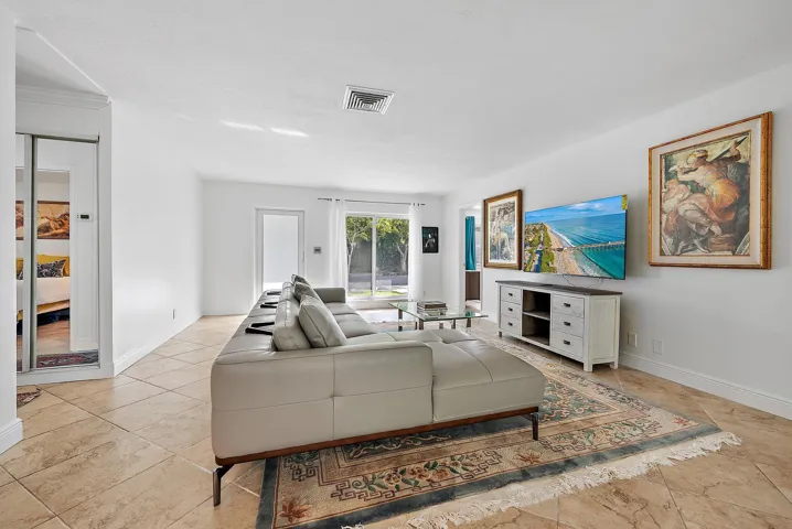 253 Costello Road-11