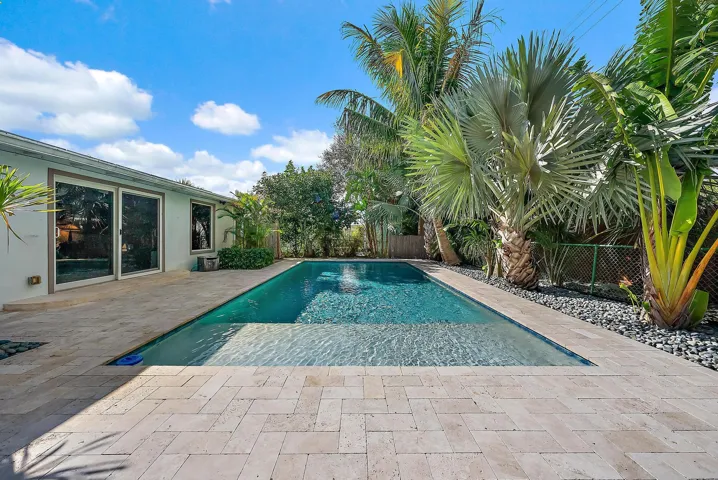 253 Costello Road-17