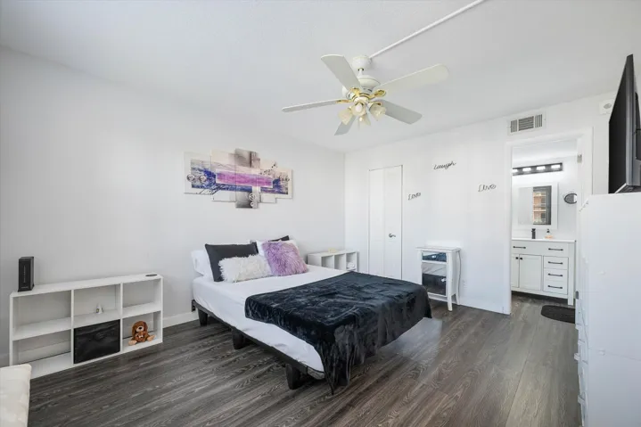 16-2764 NW 104th Ave #202, Sunrise-37