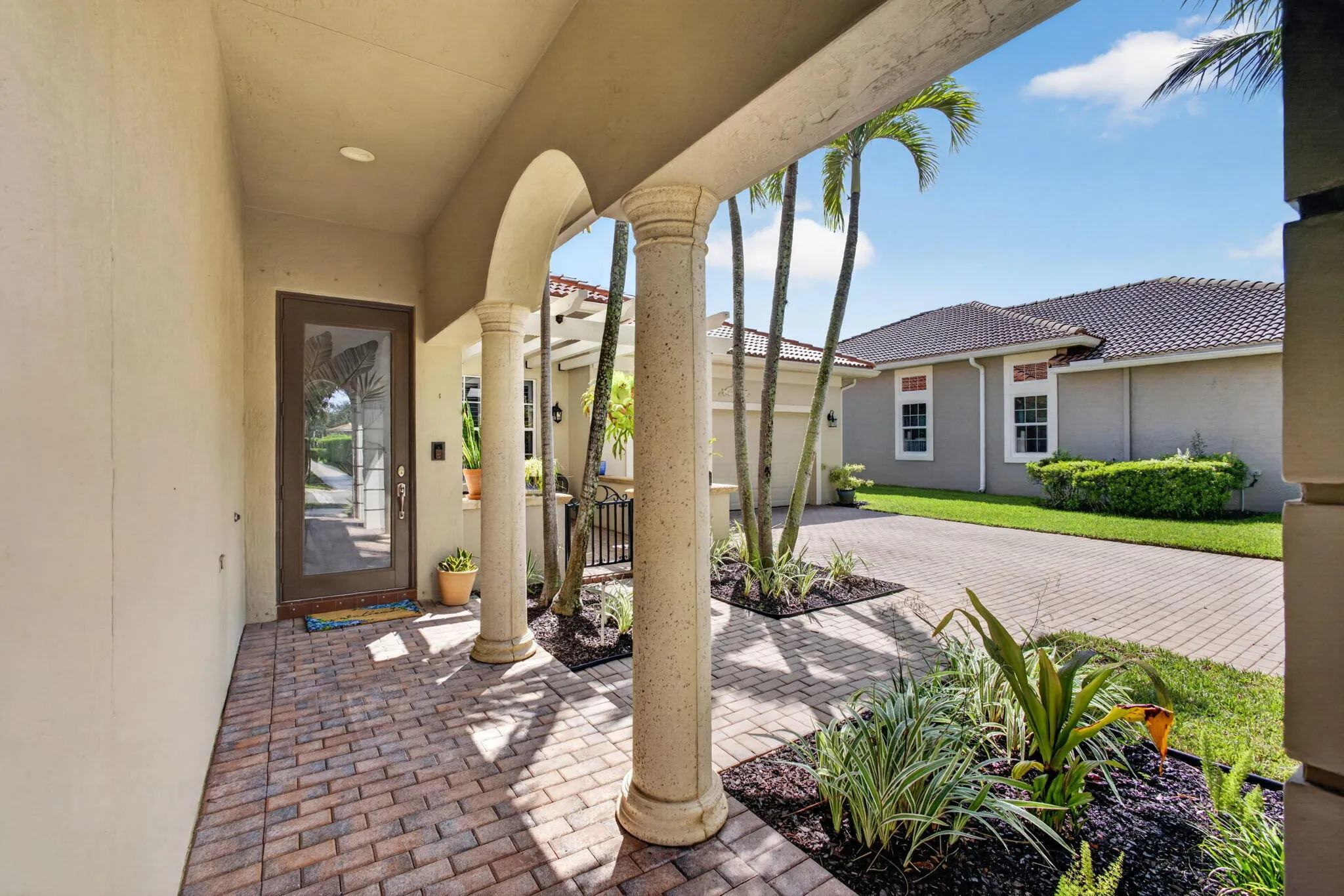 10-web-or-mls-5D1A8411
