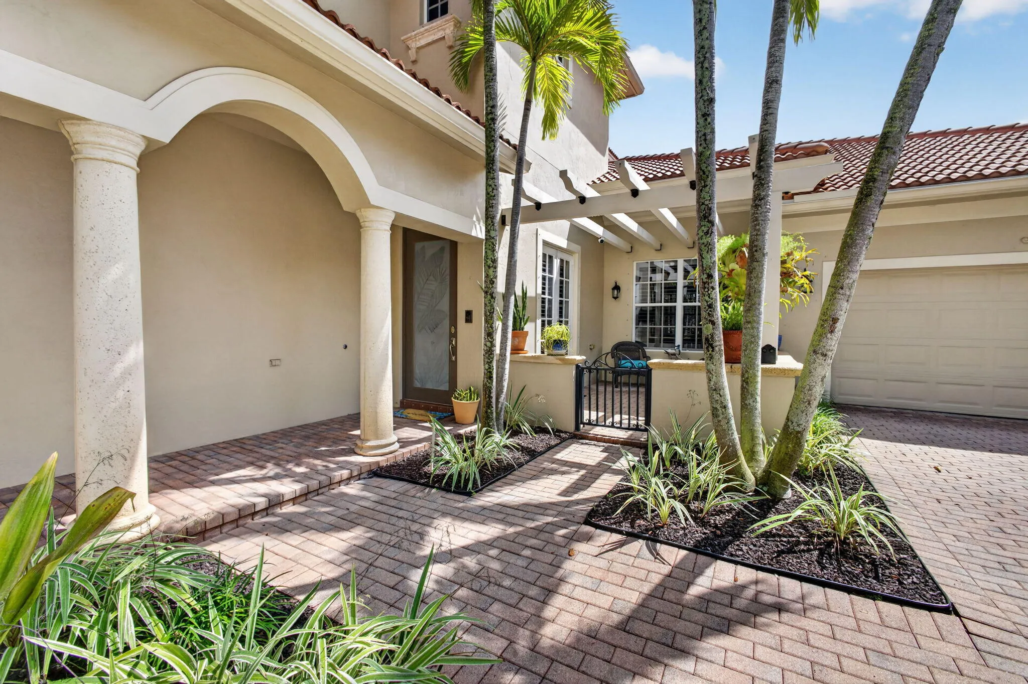 13-web-or-mls-5D1A8423