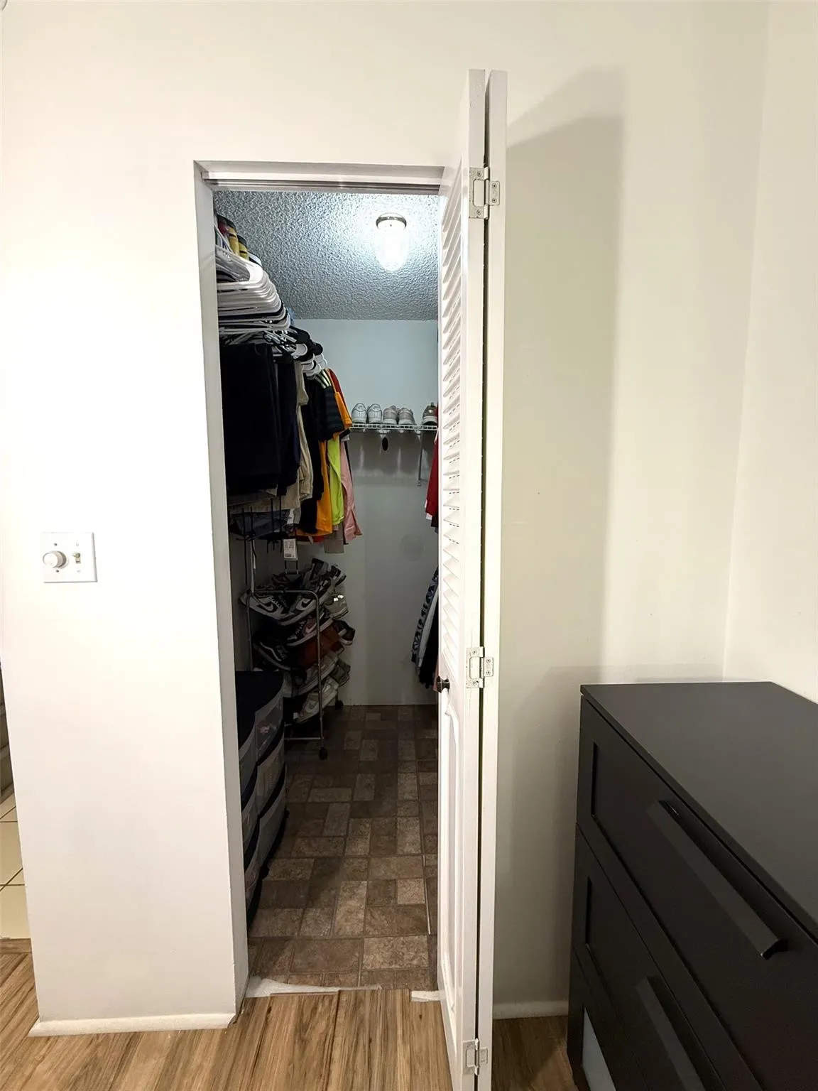 Walk in closet