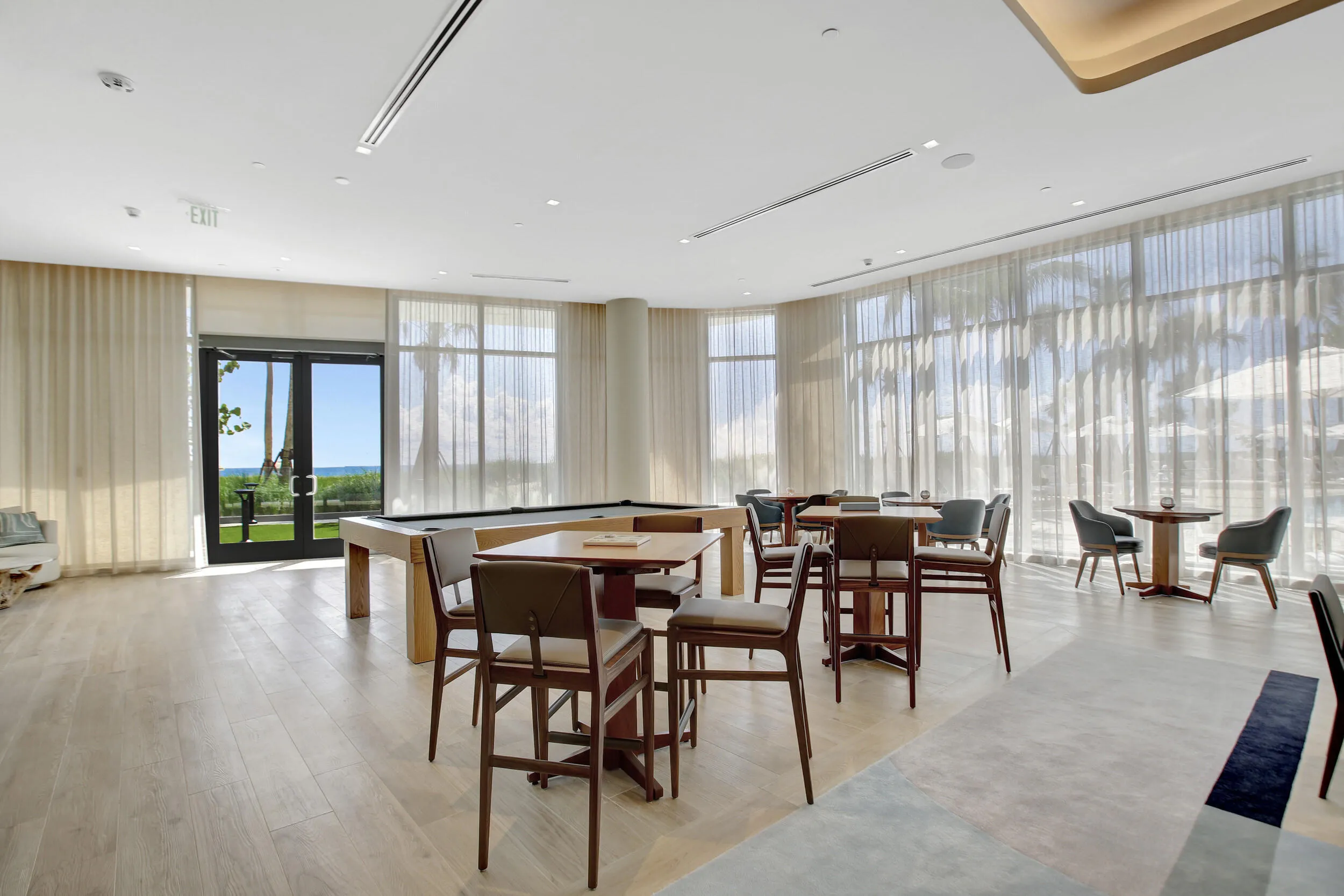 93__g6i2492