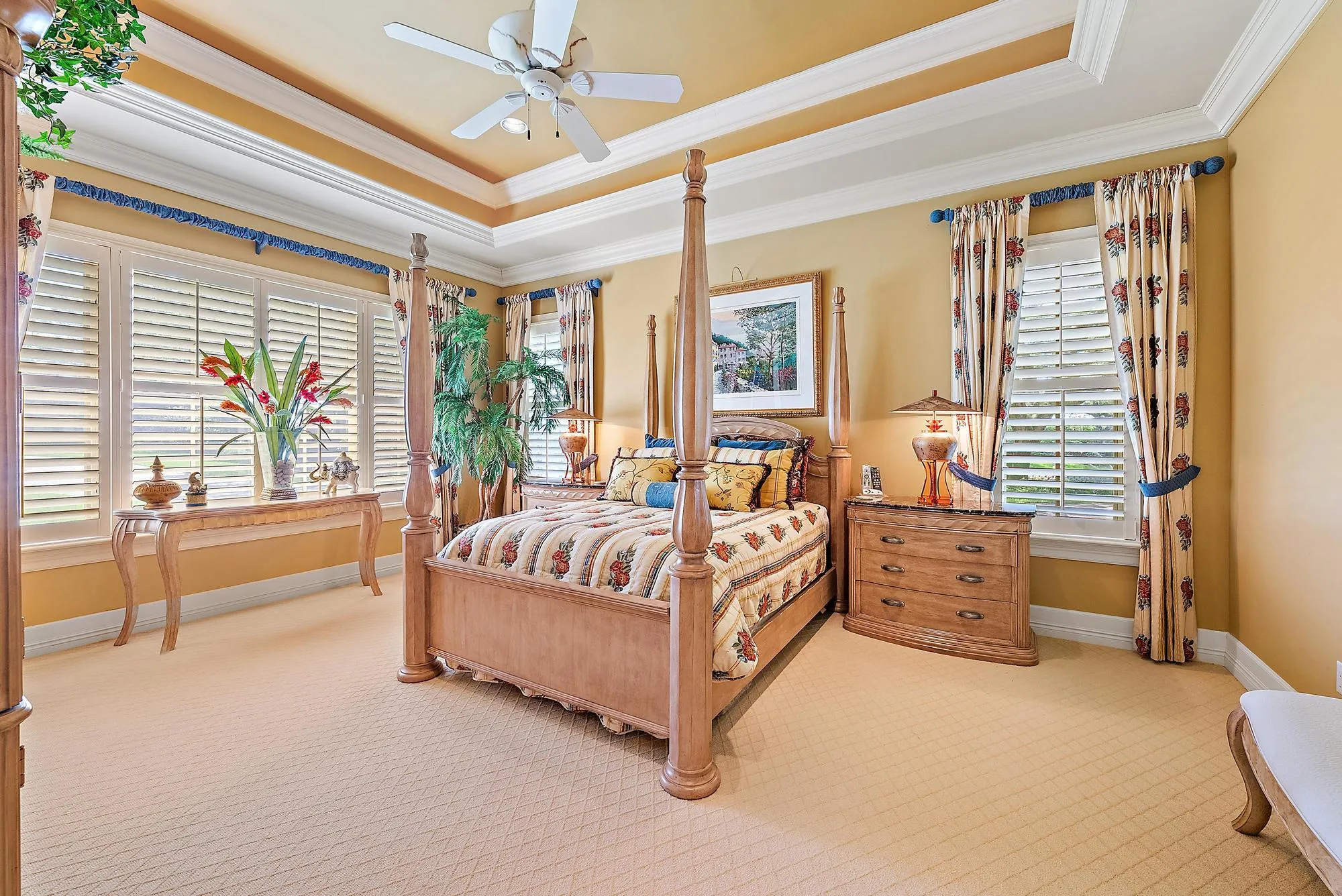 2330 Seven Oaks Ln-94