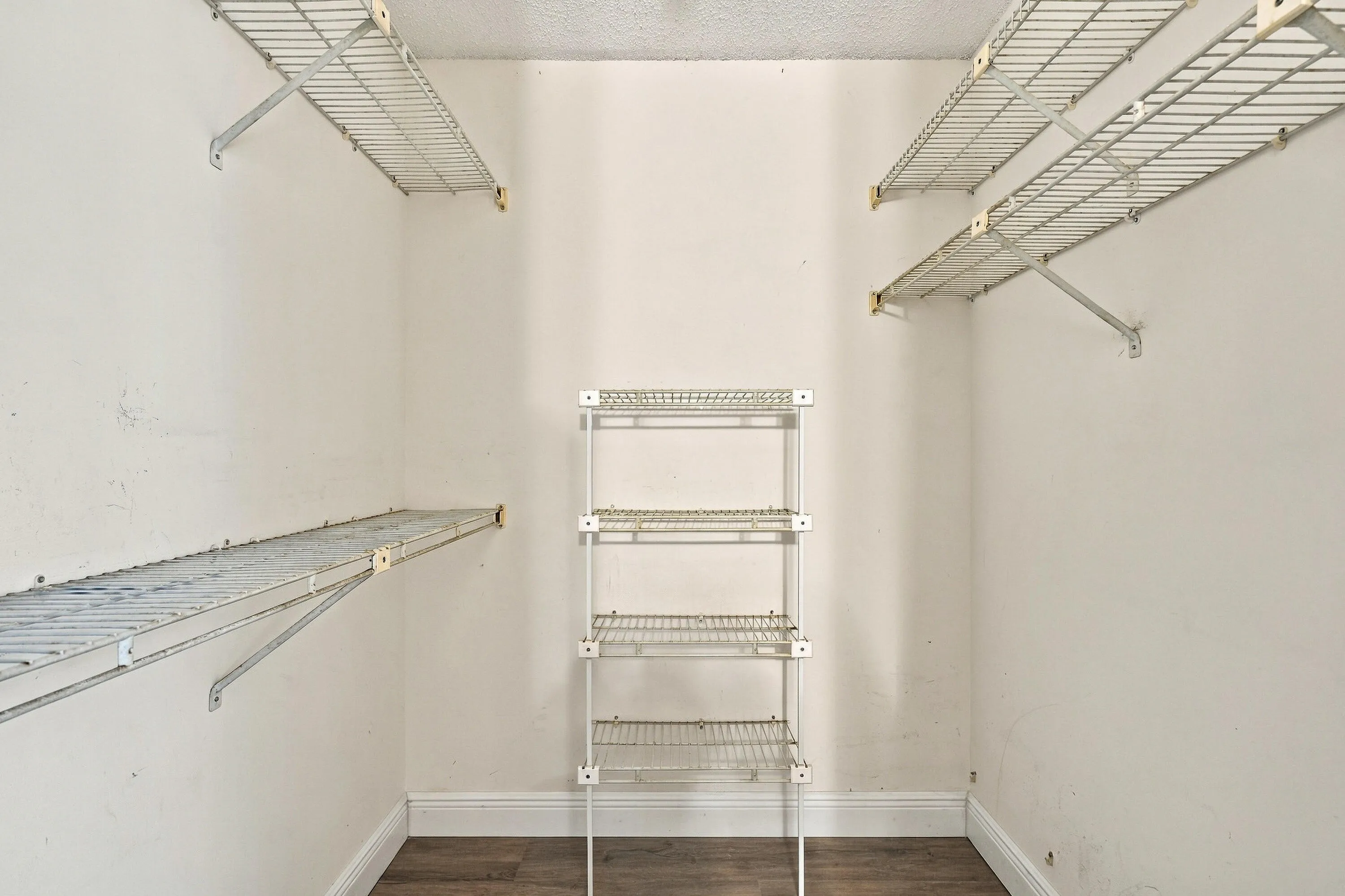 18_primary closet