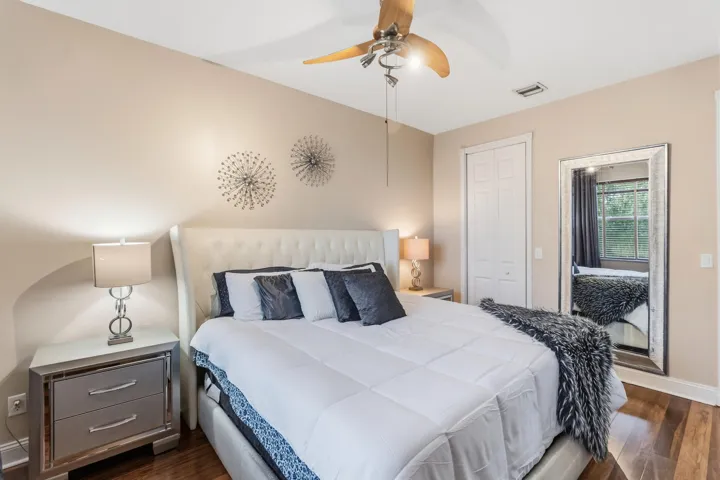 Well-proportioned secondary bedroom offering a comfortable and versatile living space.