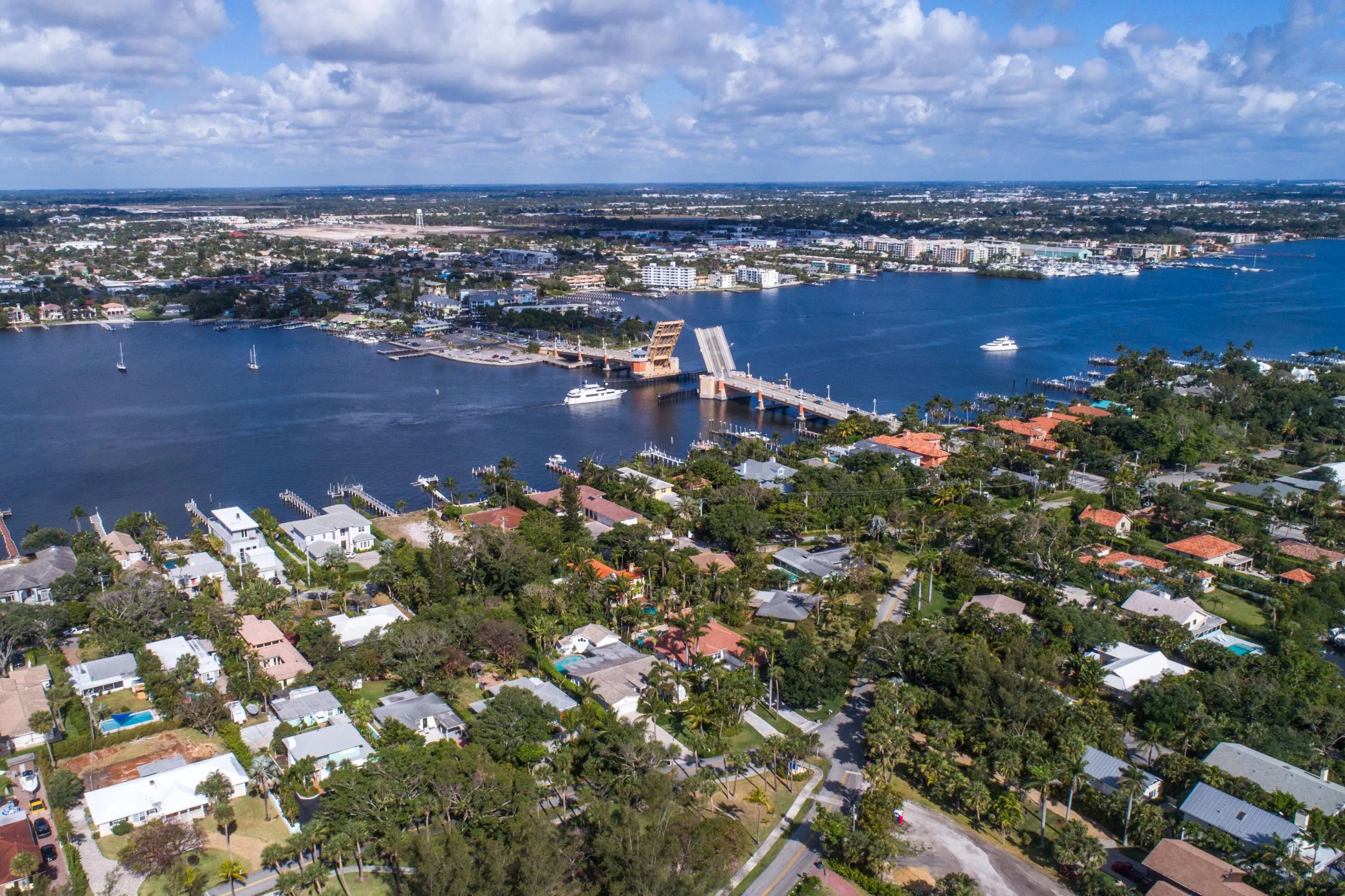 051-318WestMangoStreet-Lantana-FL-33462-
