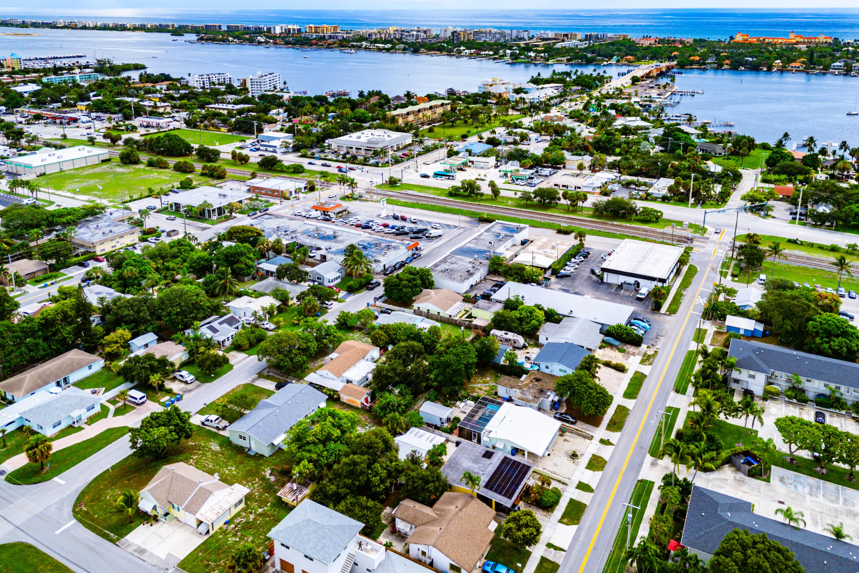 044-318WestMangoStreet-Lantana-FL-33462-