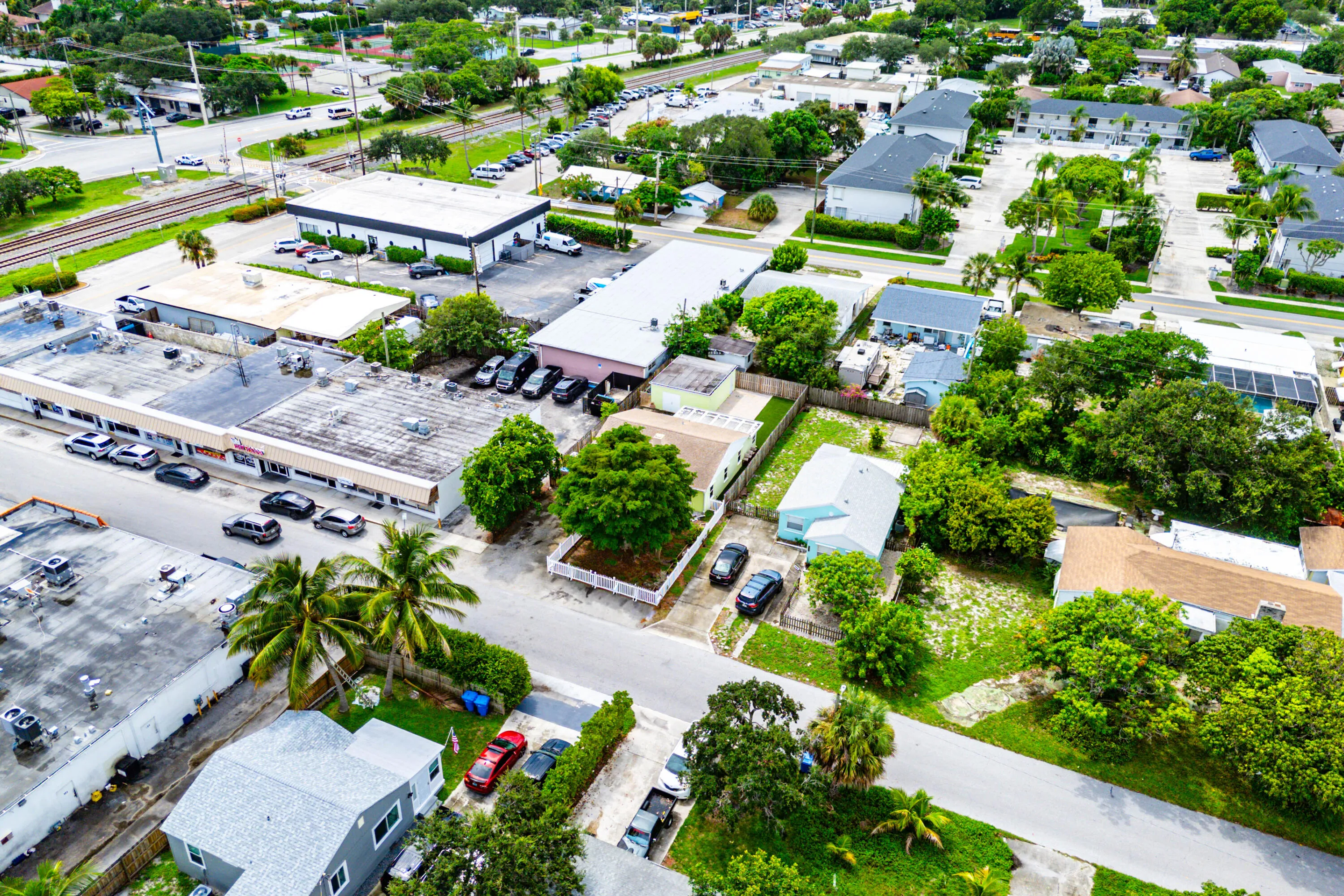036-318WestMangoStreet-Lantana-FL-33462-