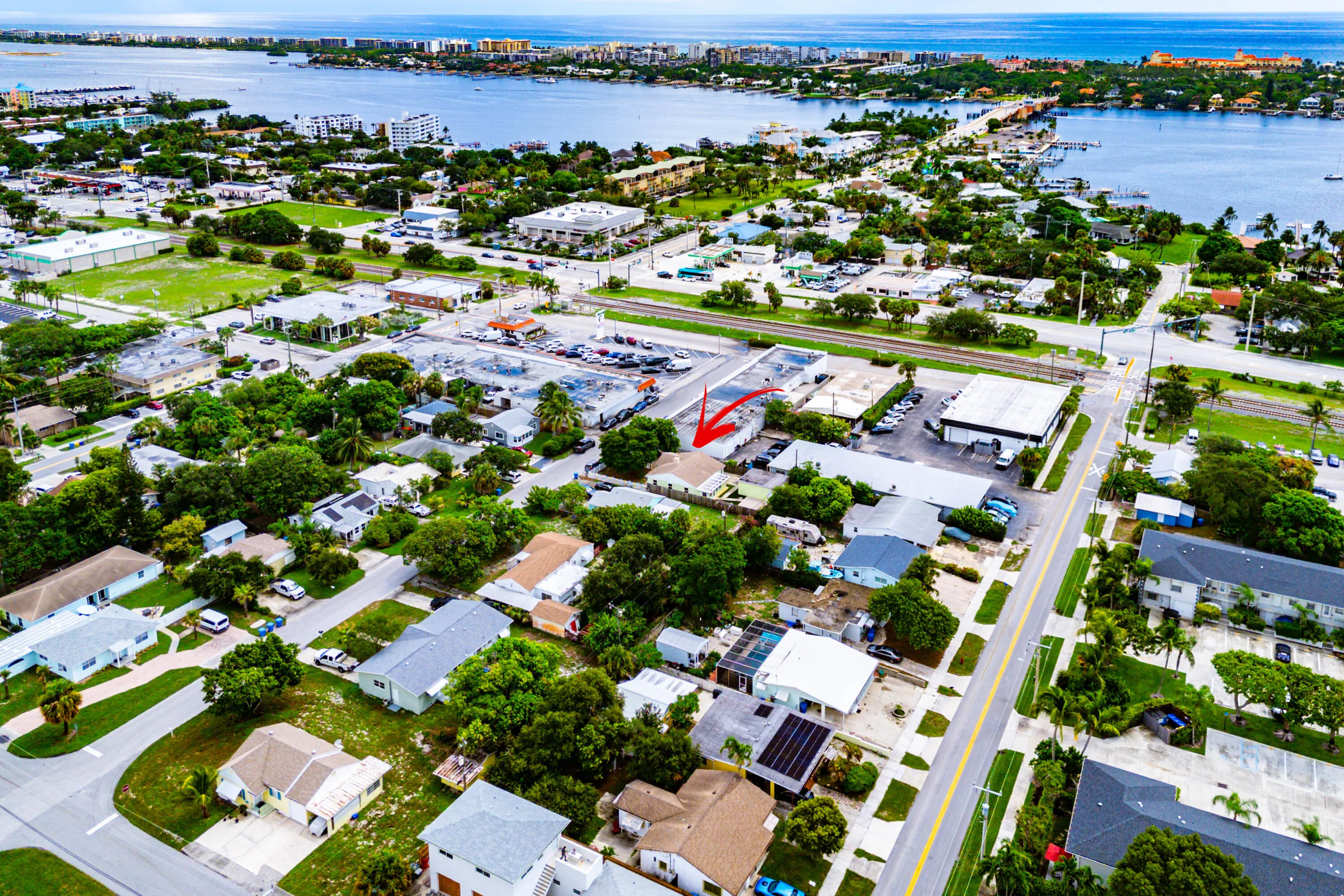 043-318WestMangoStreet-Lantana-FL-33462-