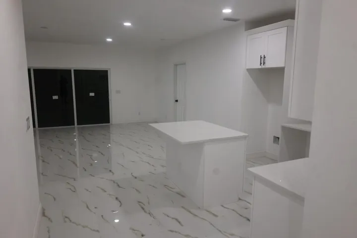 R6545734