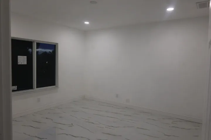 R6545703 2