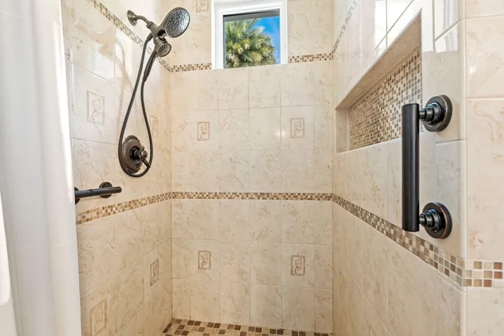 21-web-or-mls-DSC04704
