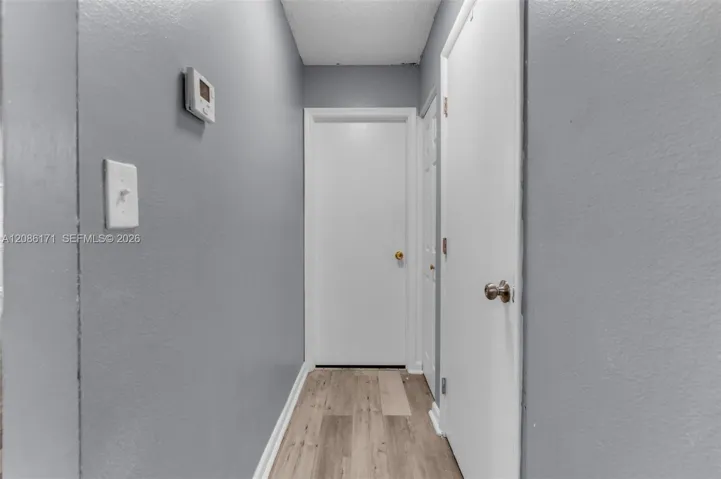 Photo 37
