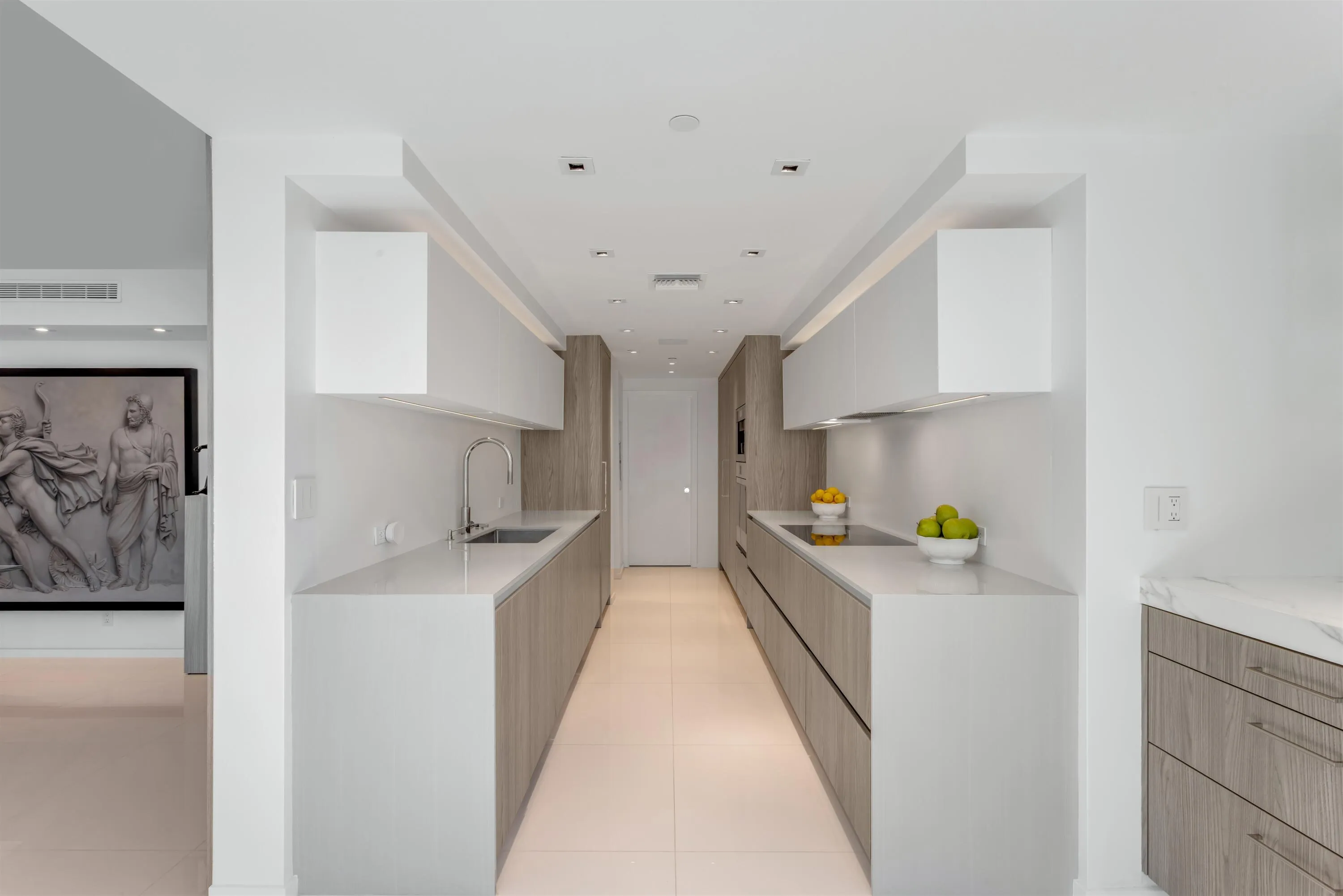 KITCHEN_STRAIGHT_EB