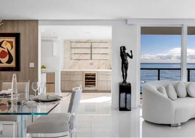 LIVING_DINING_STRAIGHT_EB
