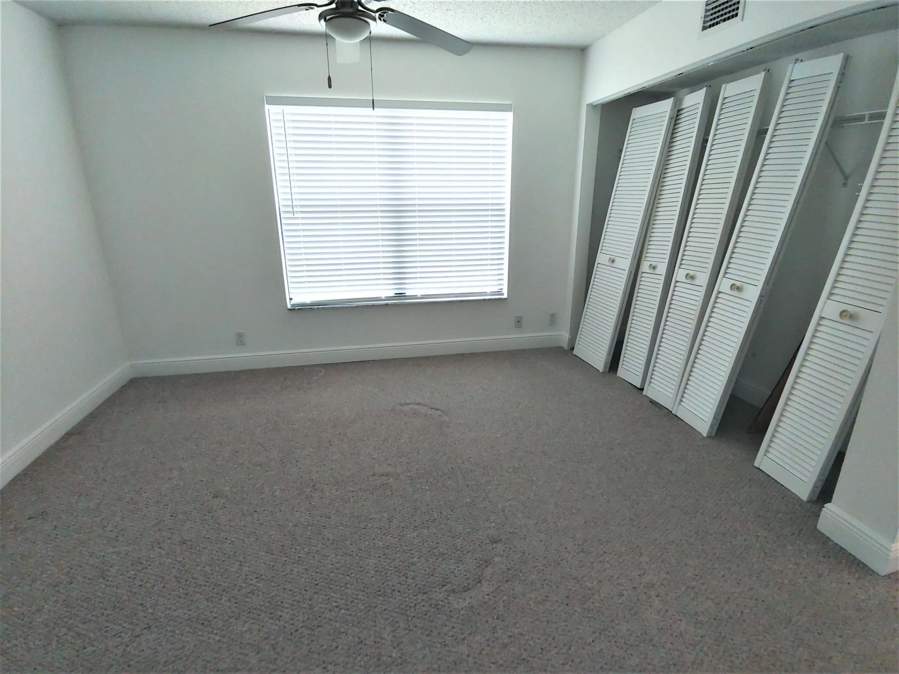 BEDROOM2