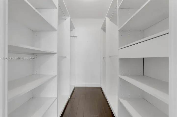 Large Walk-in Closet