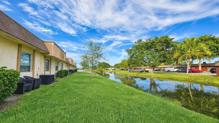 14_416_Lakeside_Dr_Other_16x9