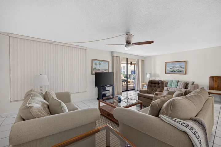 LIVING ROOM.