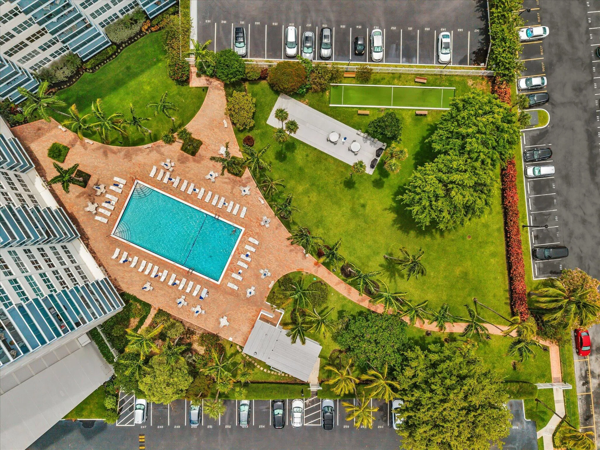 Pool, bocce ball and BBQ