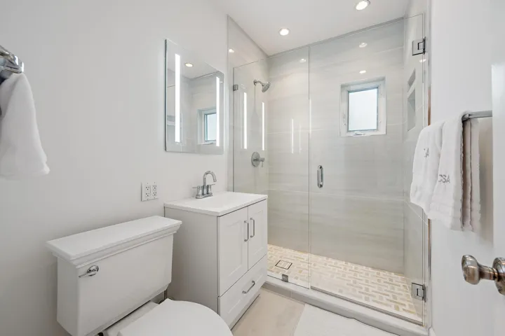 Full bath