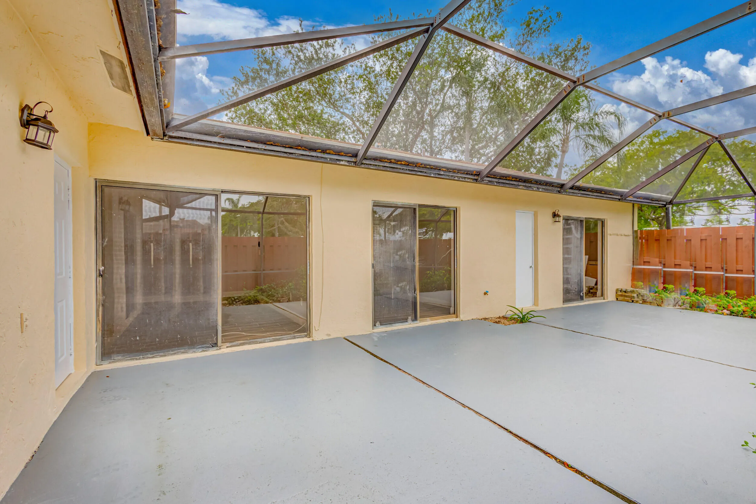 Screened Patio