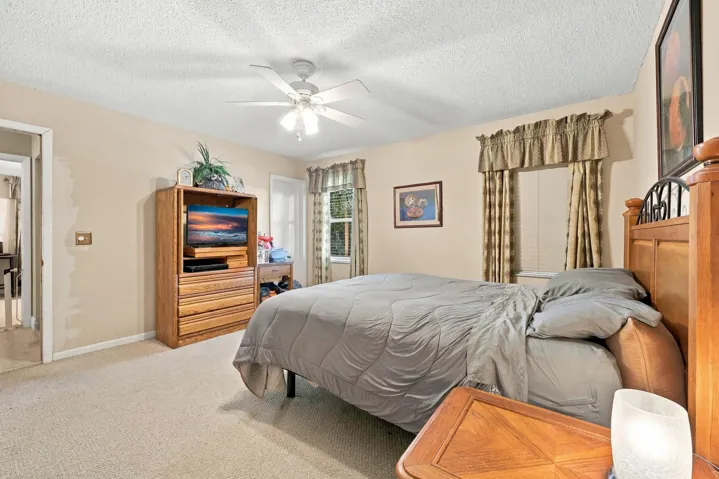 25_453a7243