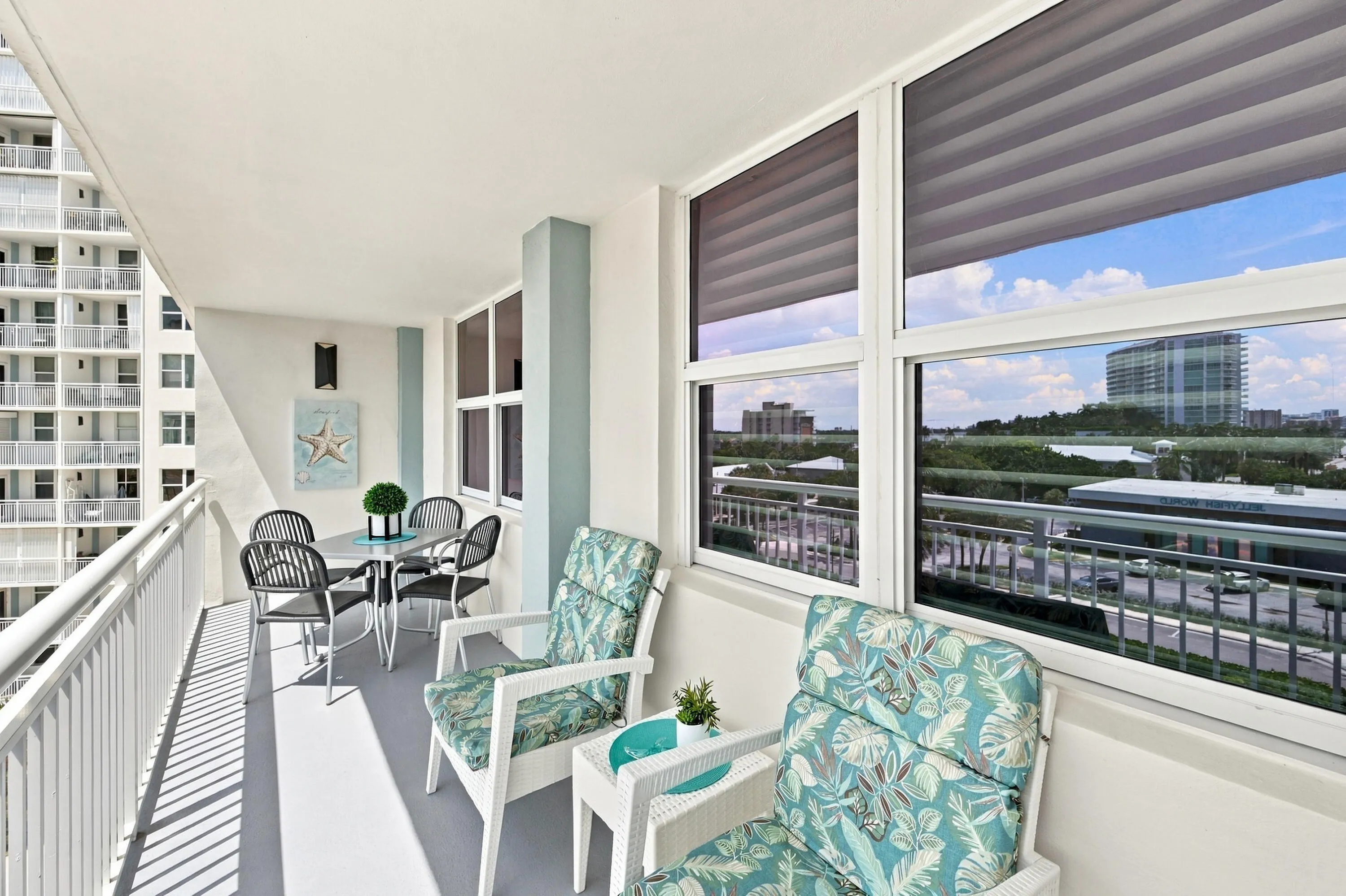 Oversized balcony