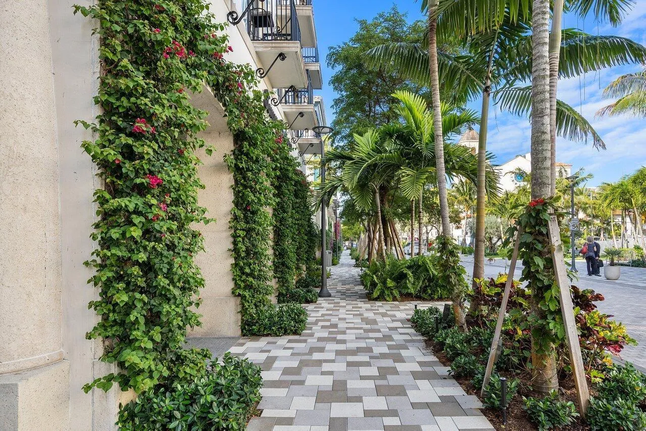 CityPlace Walking Paths