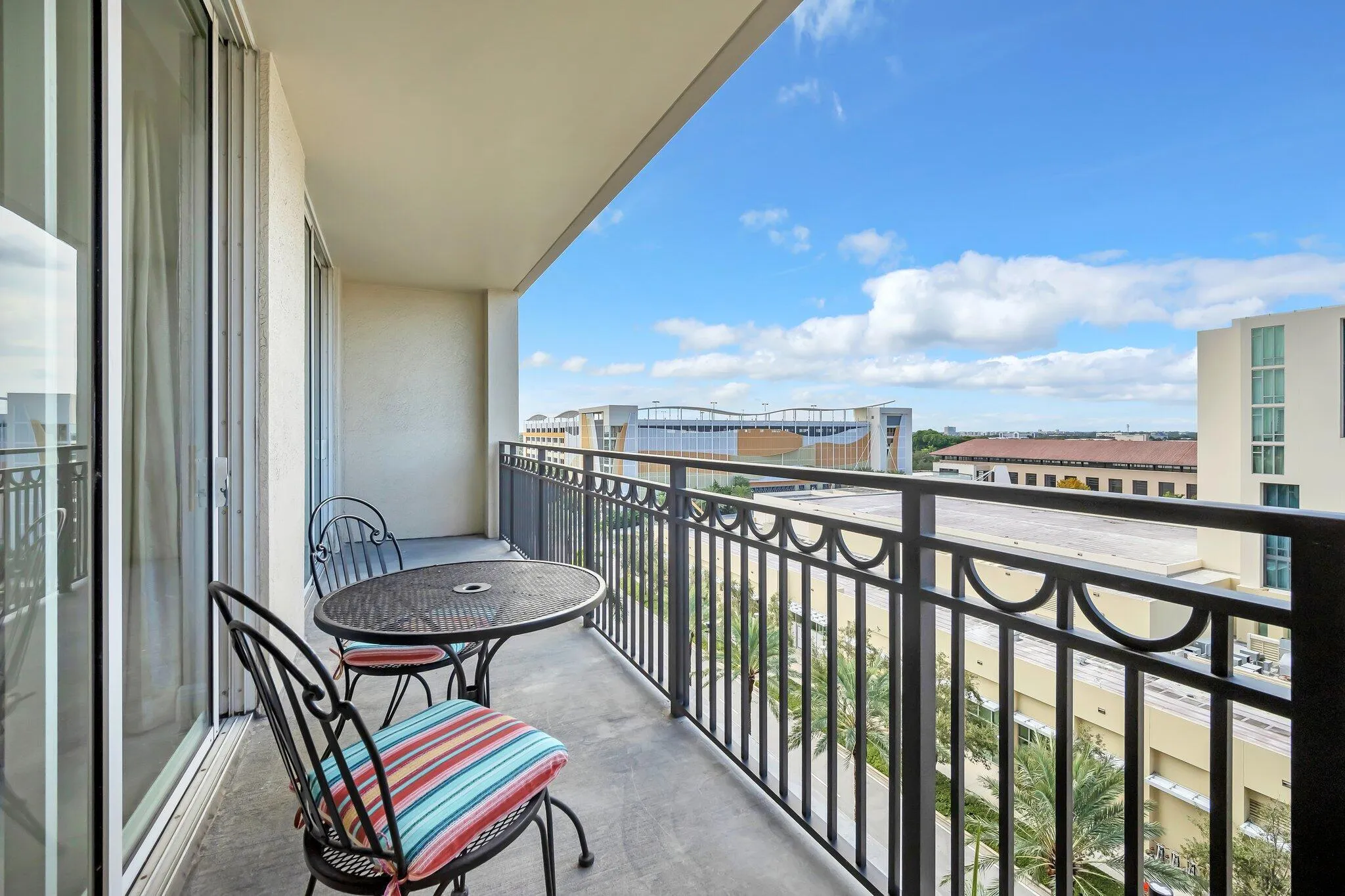 Double-wide Balcony Views