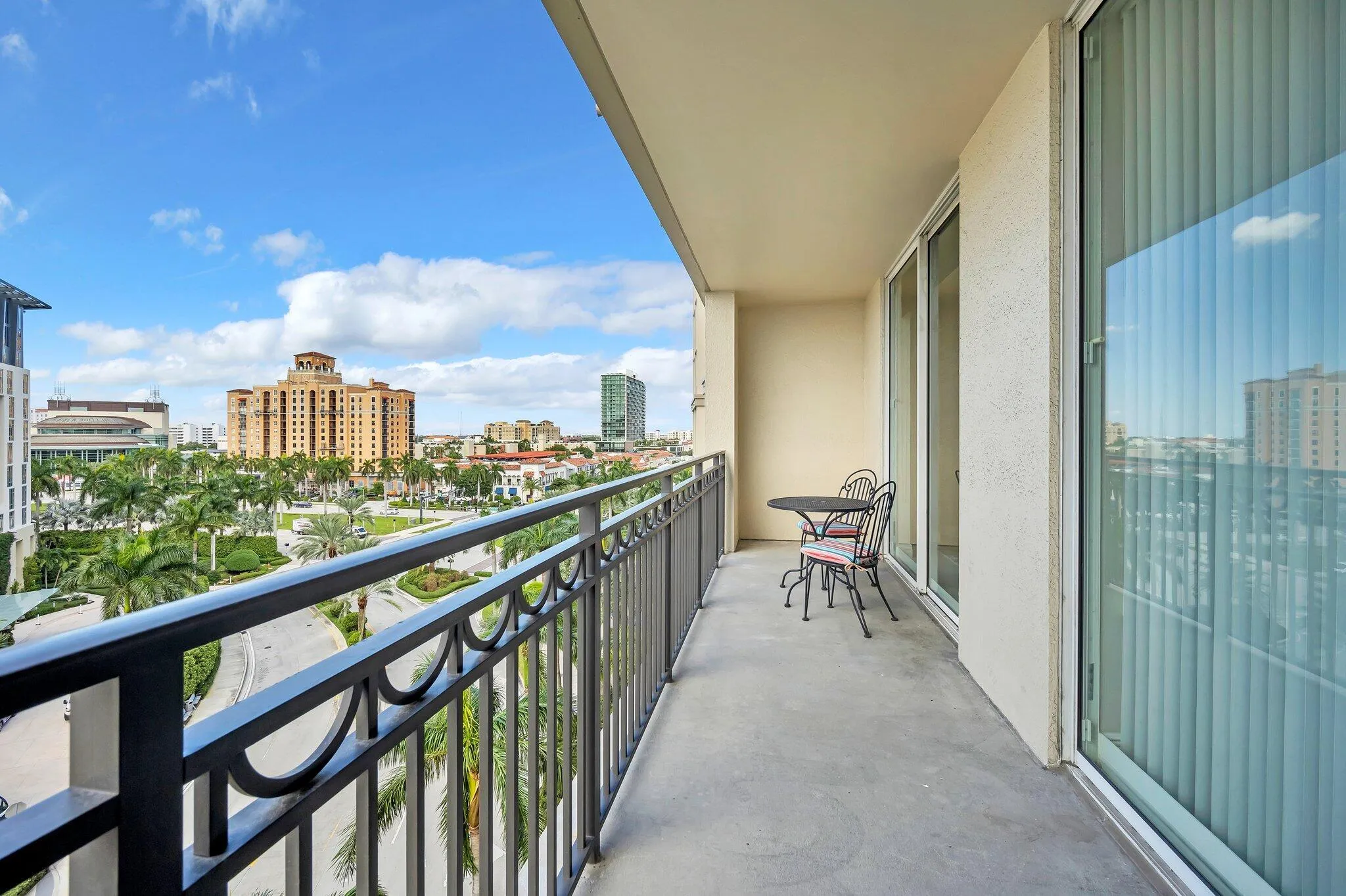Double-wide Balcony Views
