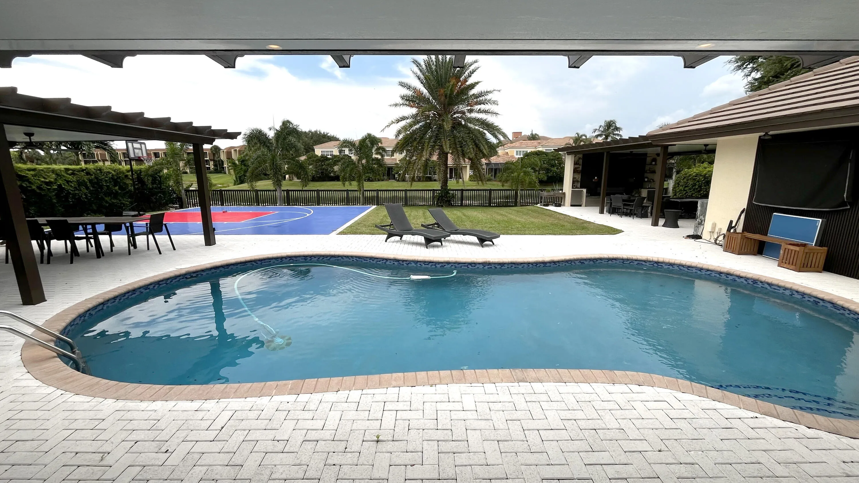 Pool 3