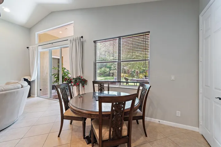 035-1292SEFlemingWay-Stuart-SMALL