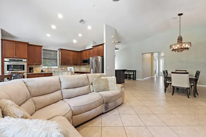 029-1292SEFlemingWay-Stuart-SMALL