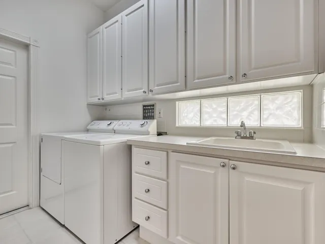 In door laundry room