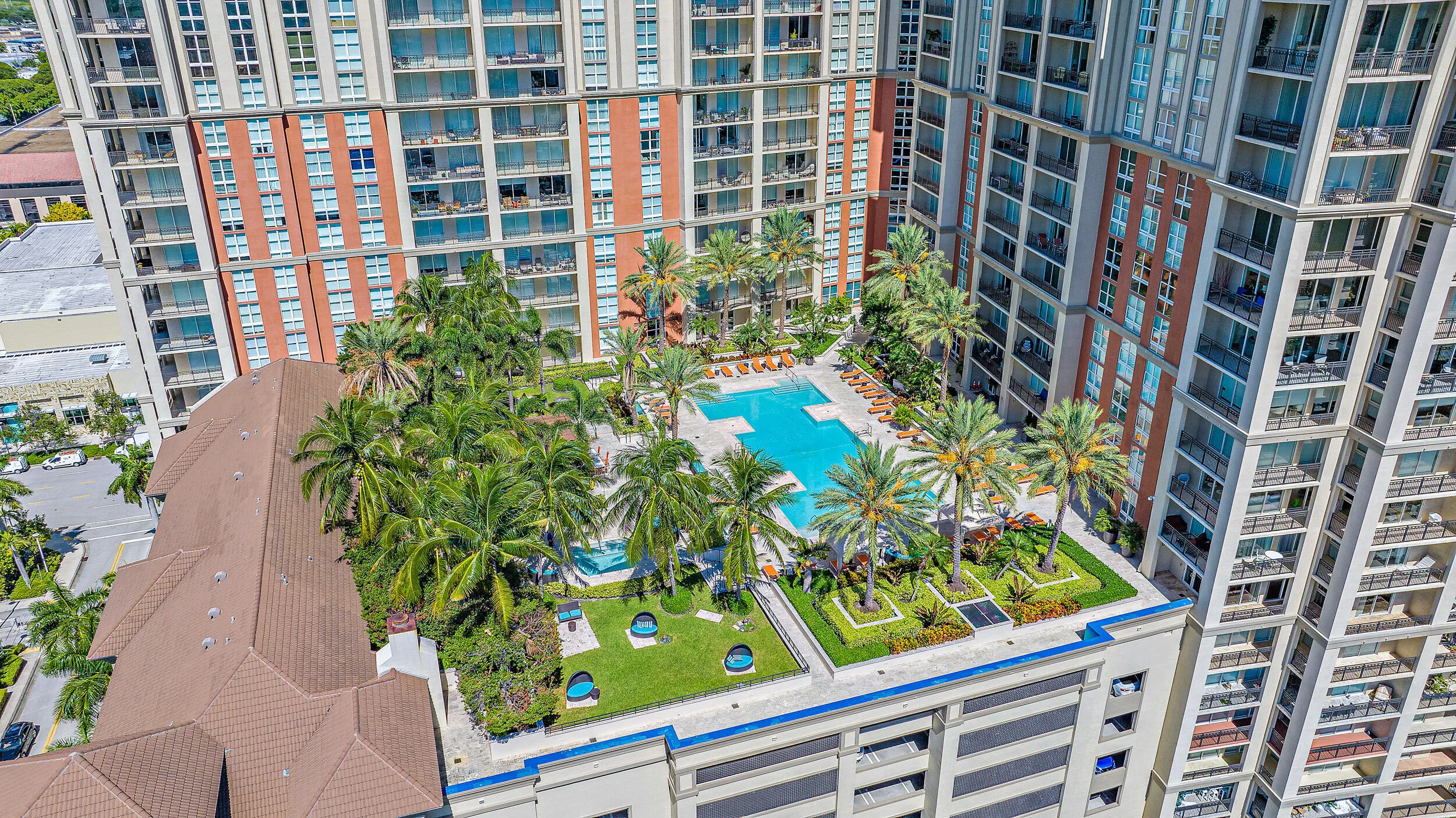 550 Okeechobee Blvd #1615