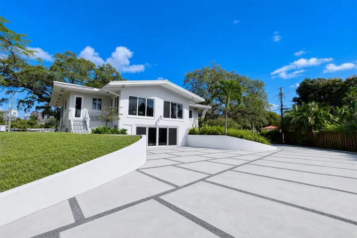Designer (14)