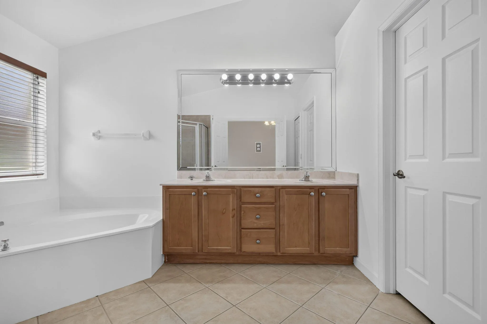 35-web-or-mls-BS1A7334