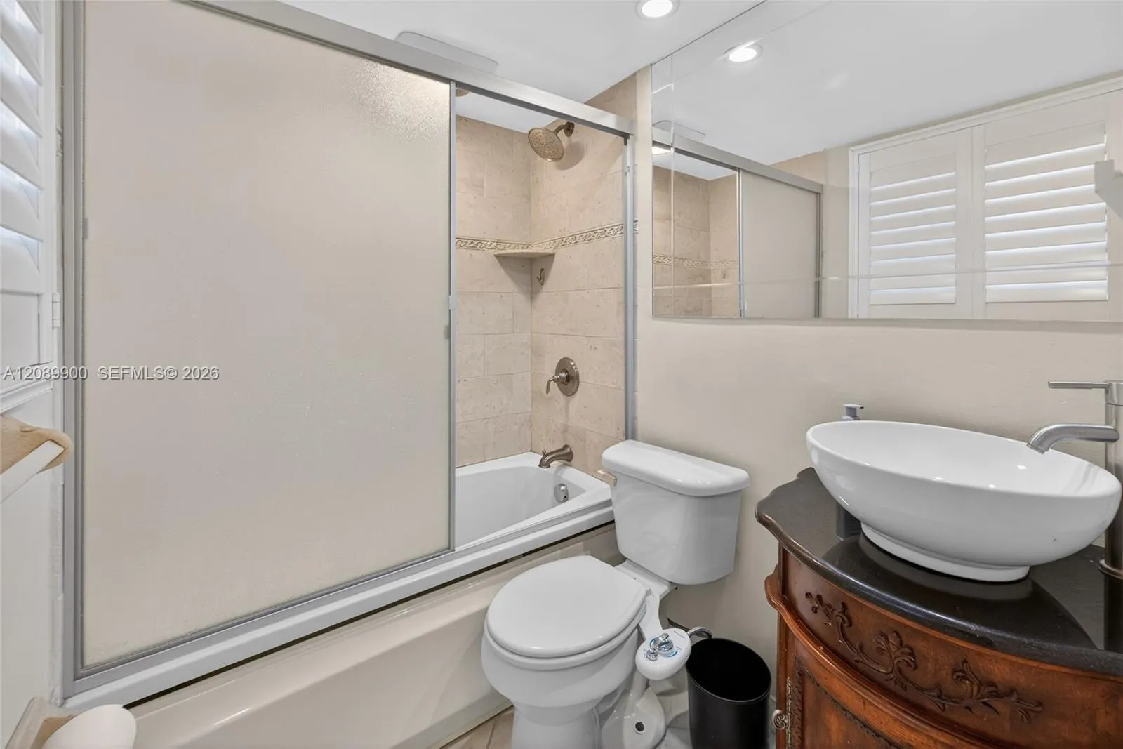 2nd bathroom