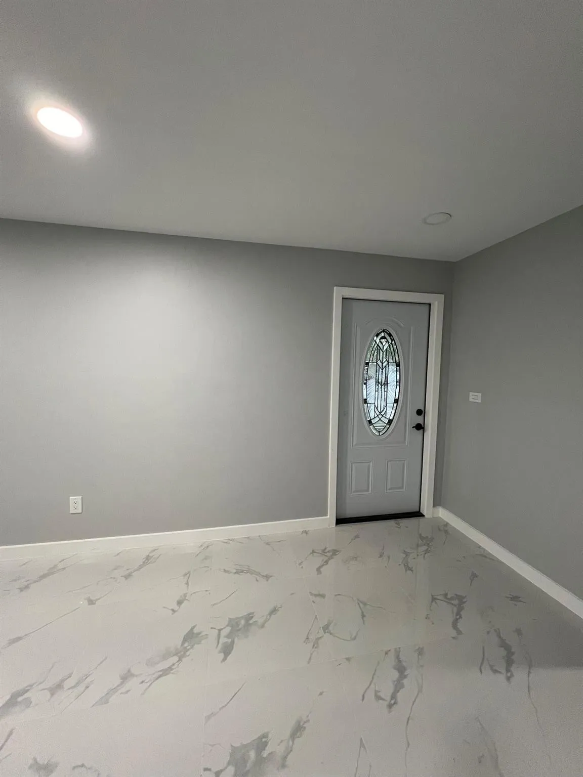 Recessed ceiling lighting