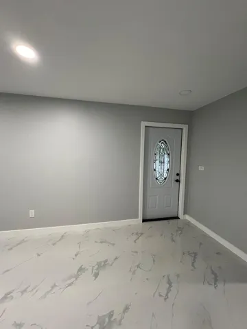 Recessed ceiling lighting