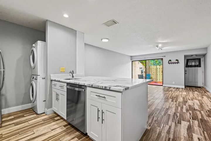 7739 Balboa St Sunrise_MLS-10