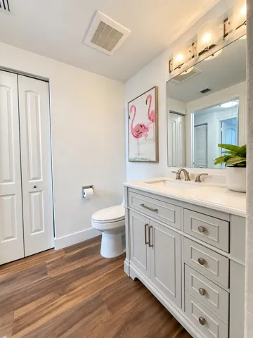 2nd Full Bathroom