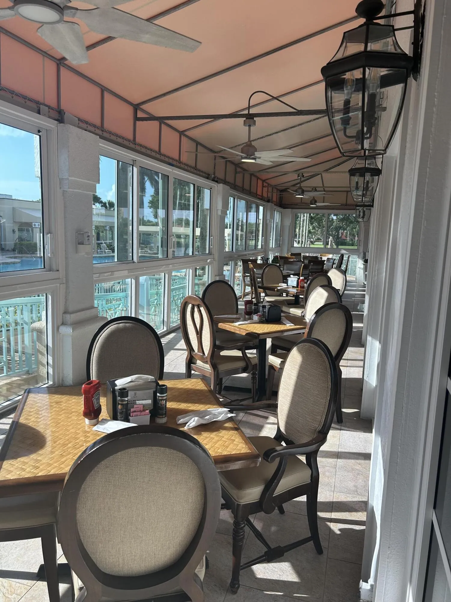 clubhouse cafe