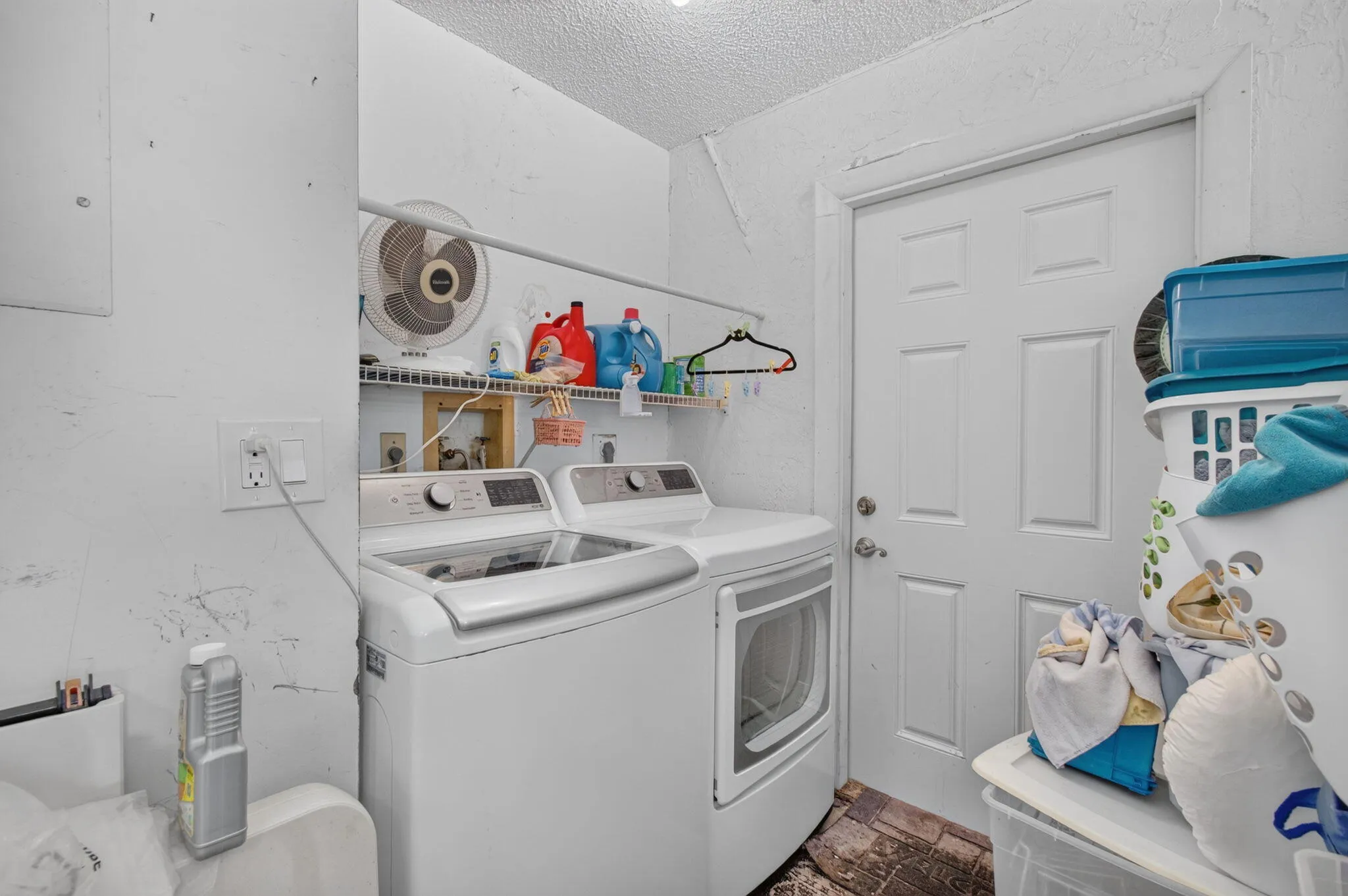 Laundry Area - Garage