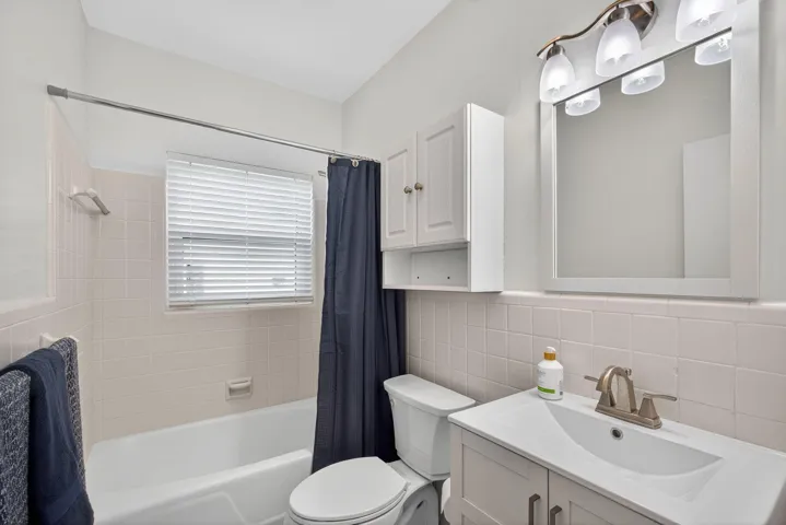 Guest Bath 2